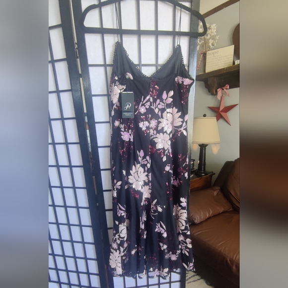 💛 Limited Time Sale💛Adrianna Papell Black and Purple Floral Midi Dress - Picture 6 of 12